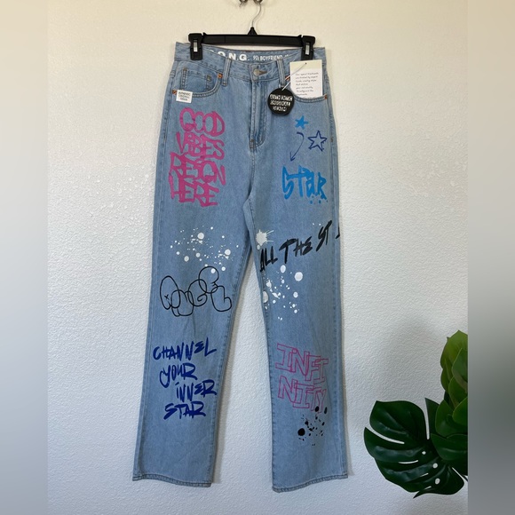 Denim - 90’s Boyfriend jeans🙃